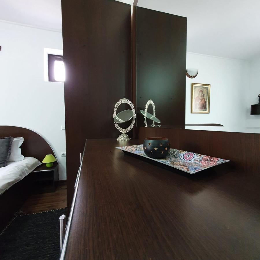 Casa Teleferic Hotell Buşteni Exteriör bild